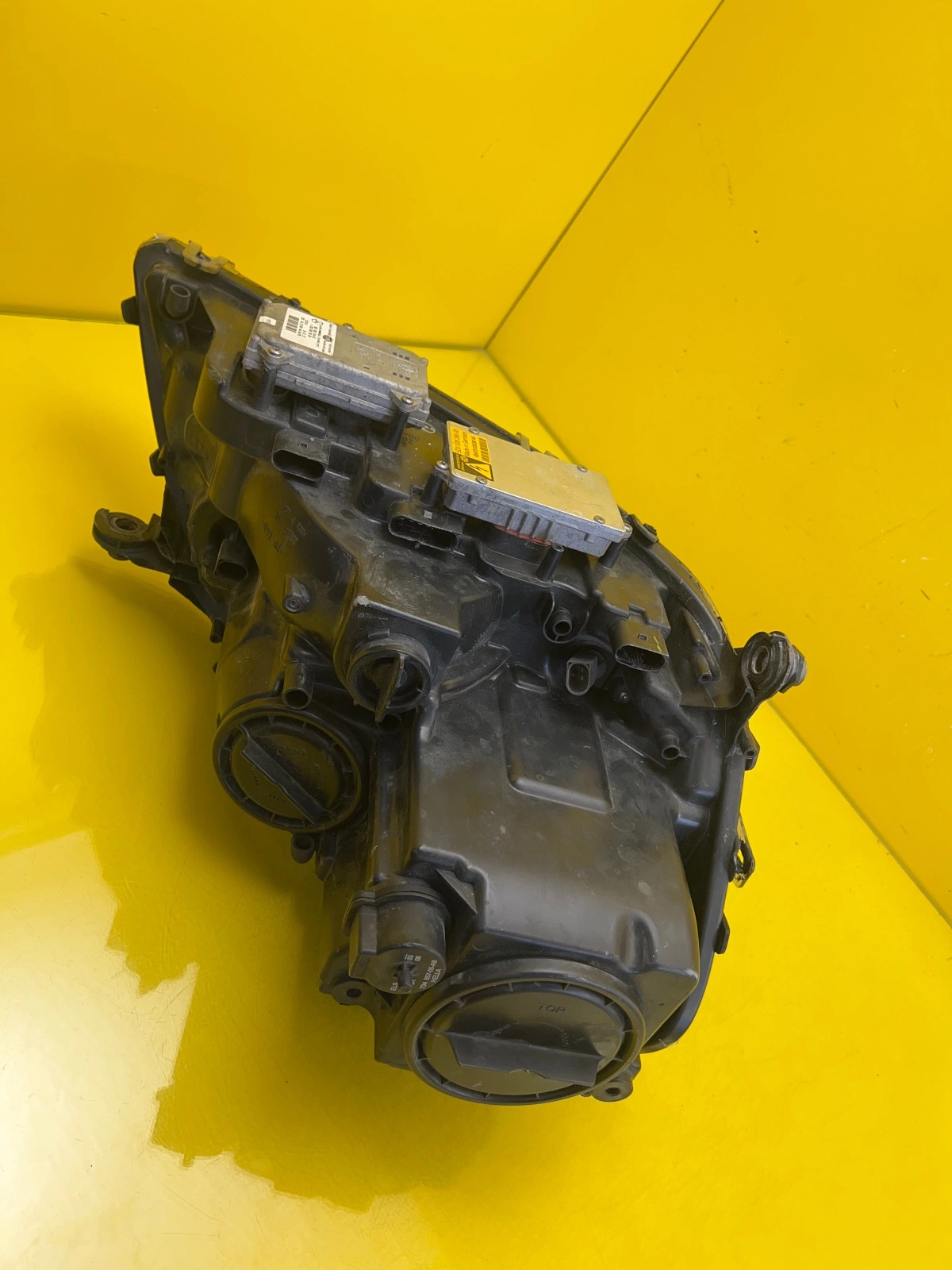 Far stânga Xenon OEM 26077 - Image 4
