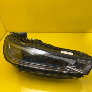 Far dreapta Full LED Laser OEM 5A2D984-02