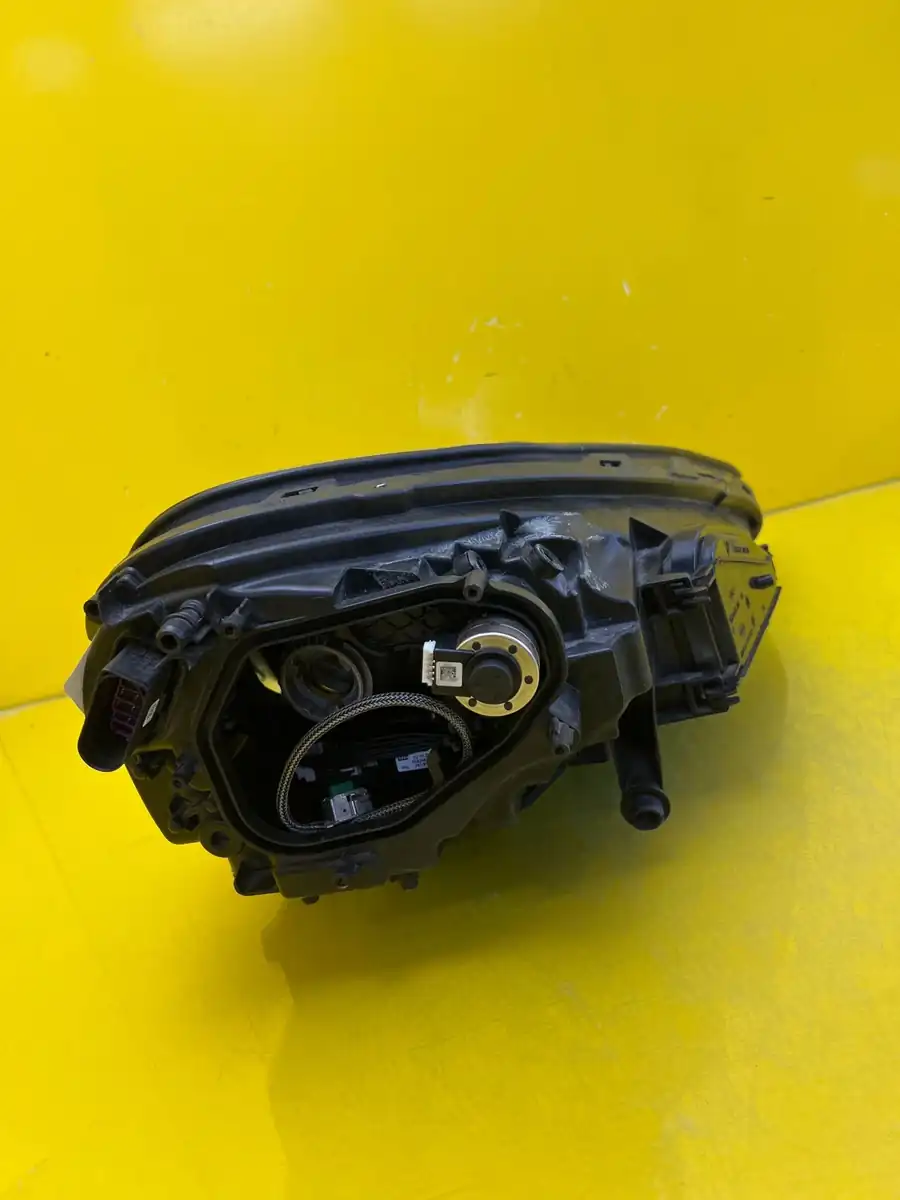 Far Porsche Cayenne 7P5 Lift Full LED