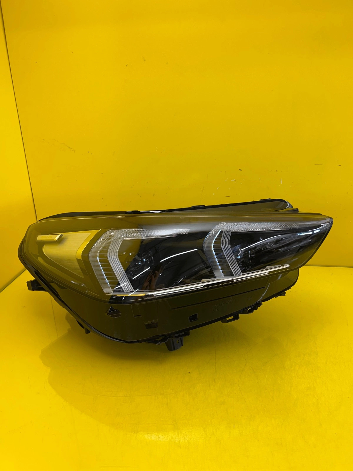 Far dreapta Full LED BMW X1 U11 OEM 5A5BD52-02