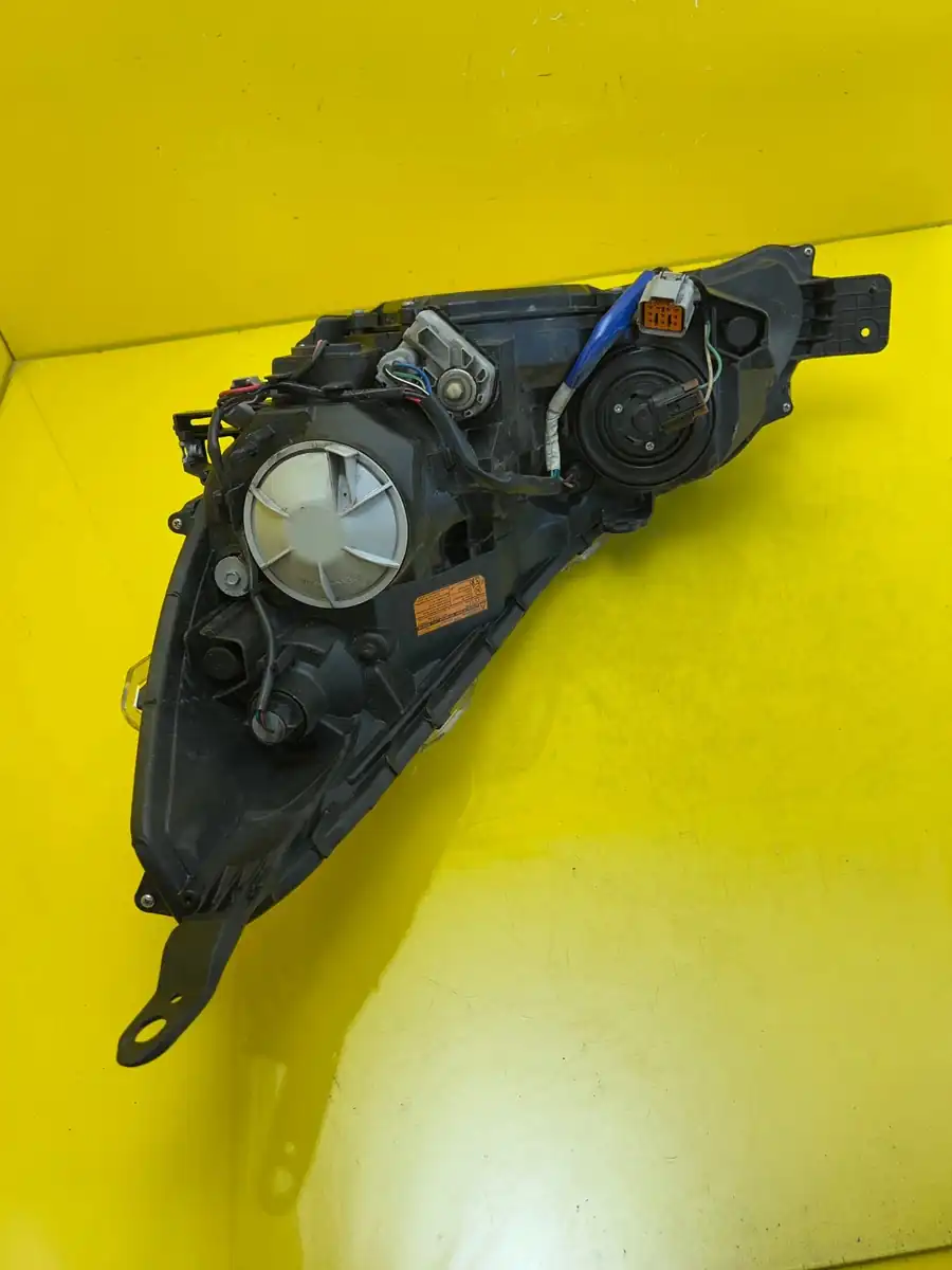 Far Dreapta Subaru Legacy V Outback IV Xenon