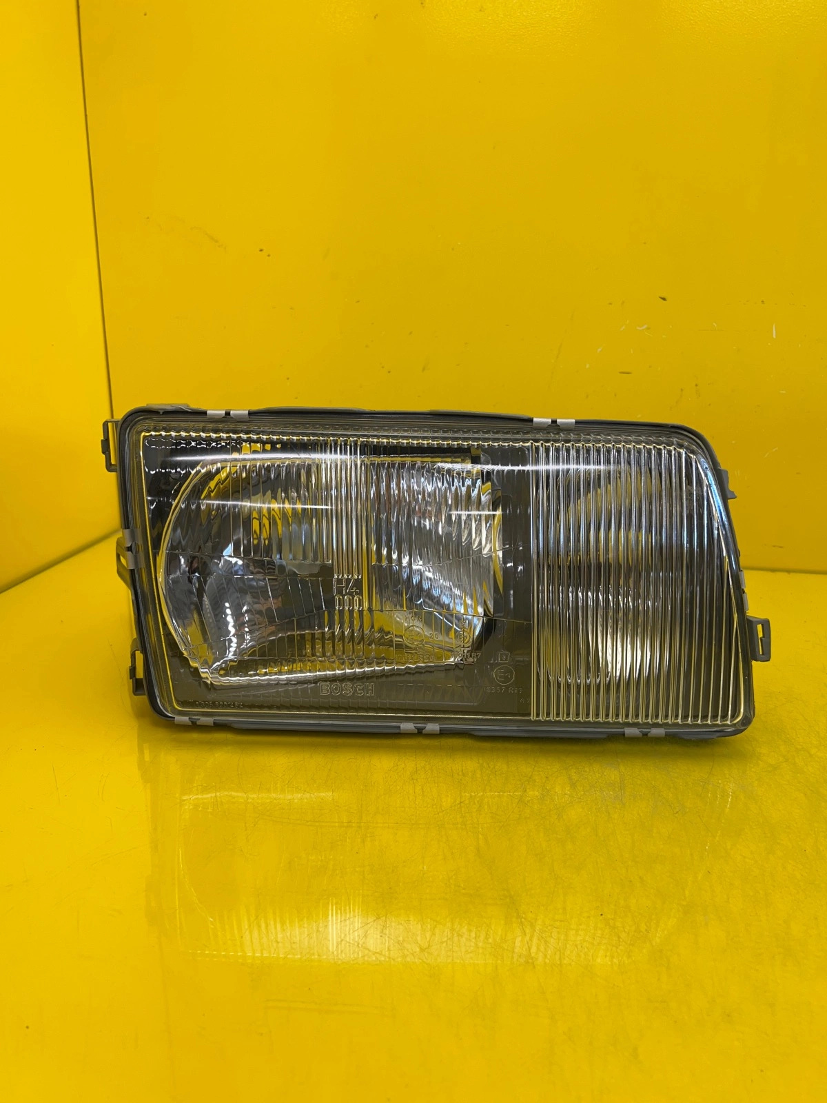 Far Dreapta Mercedes W126