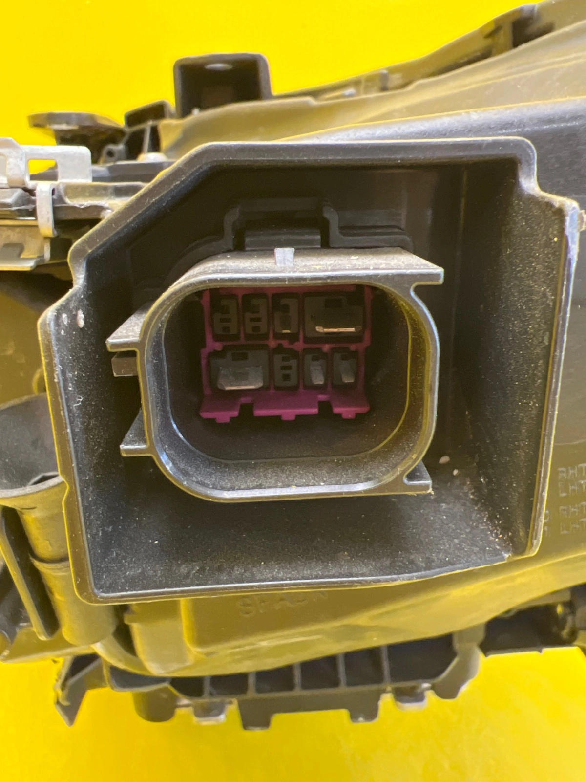 Far dreapta OEM 26211 - Image 5