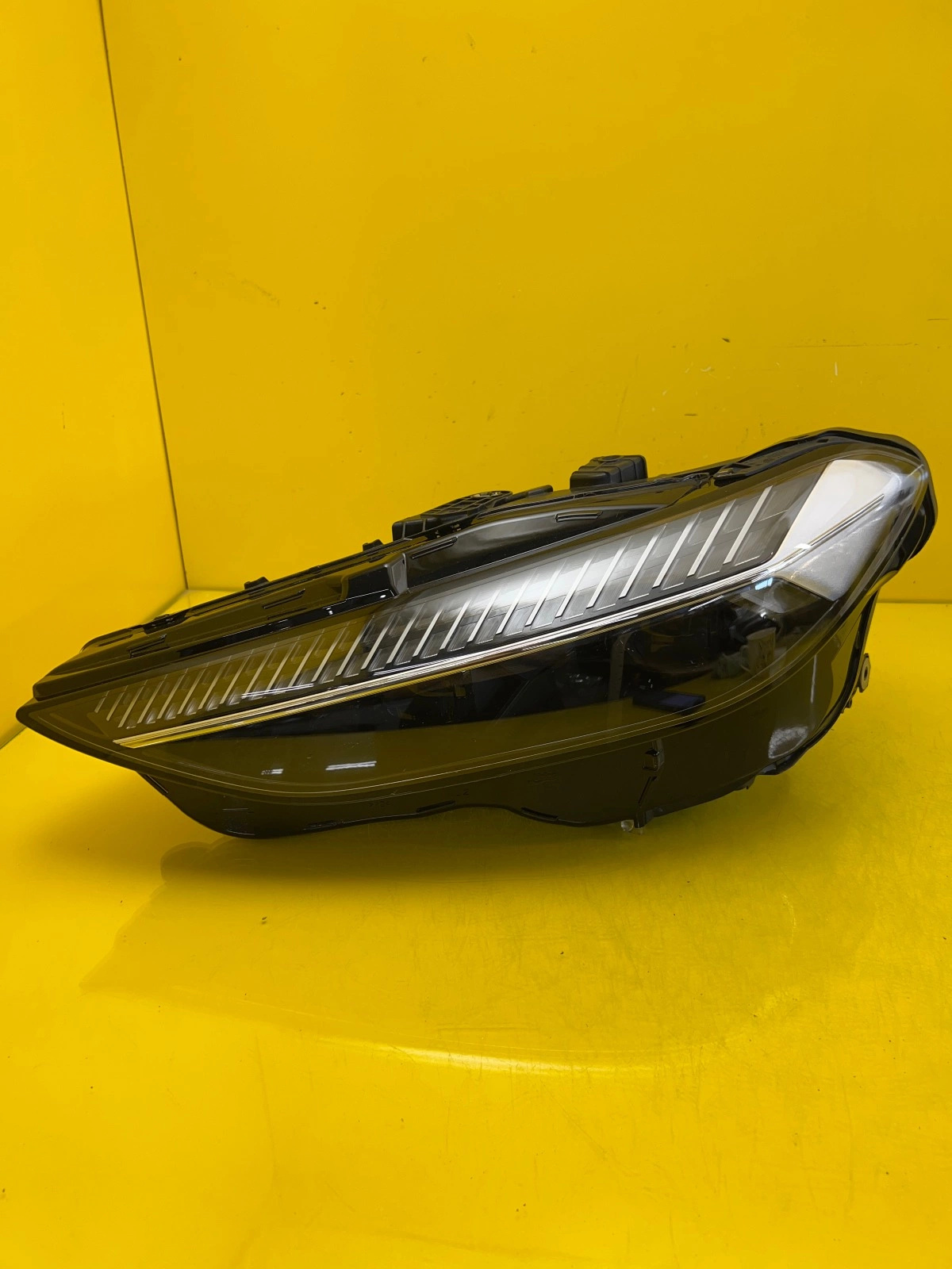 Far Audi A5 III 8b3 Full LED