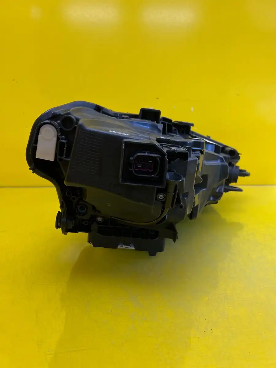 Far Audi A5 III 8b3 Full LED