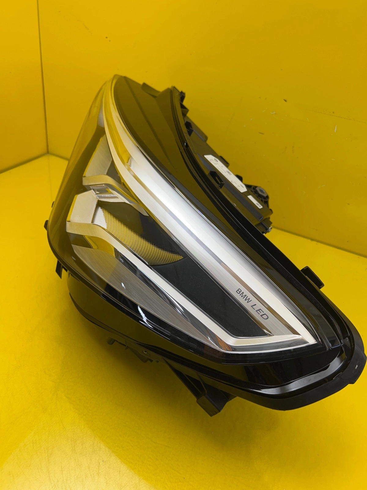 Far stânga LED BMW X1 U11 OEM 5A5BD43-02 - Image 2