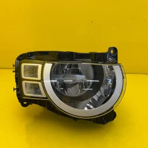 Far Dreapta Land Rover Defender 2 LED
