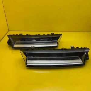 Far Stanga Volkswagen Halogen Przod Volksvagen T7 LED