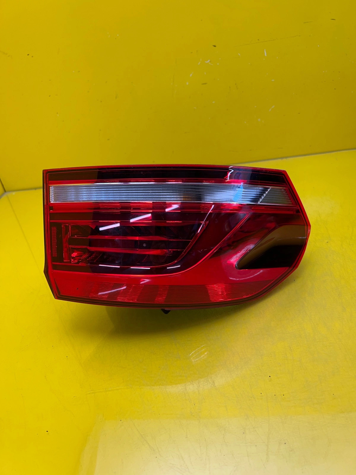 Far Dreapta LED Volkswagen