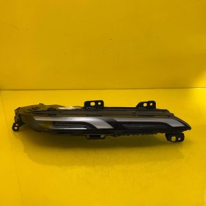 Far dreapta LED BMW Seria 7 G70 OEM 9450080-13