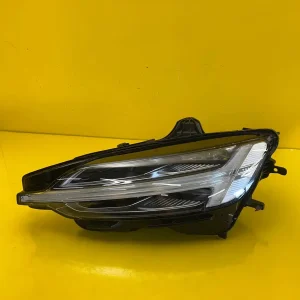 Far Stanga Volvo S60 V60 LED