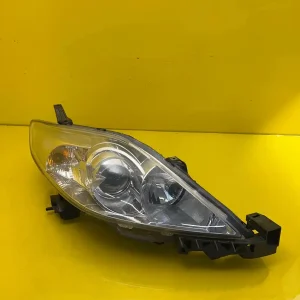 Far Dreapta Mazda Eu P5115R