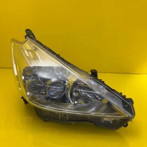 Far Dreapta Toyota Prius III Lift