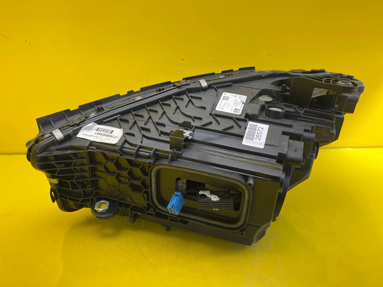 Far dreapta Full LED OEM 26572 - Image 4