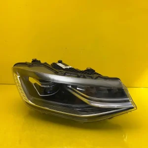 Far Dreapta VW Caddy 4 IV 2k8 Full LED
