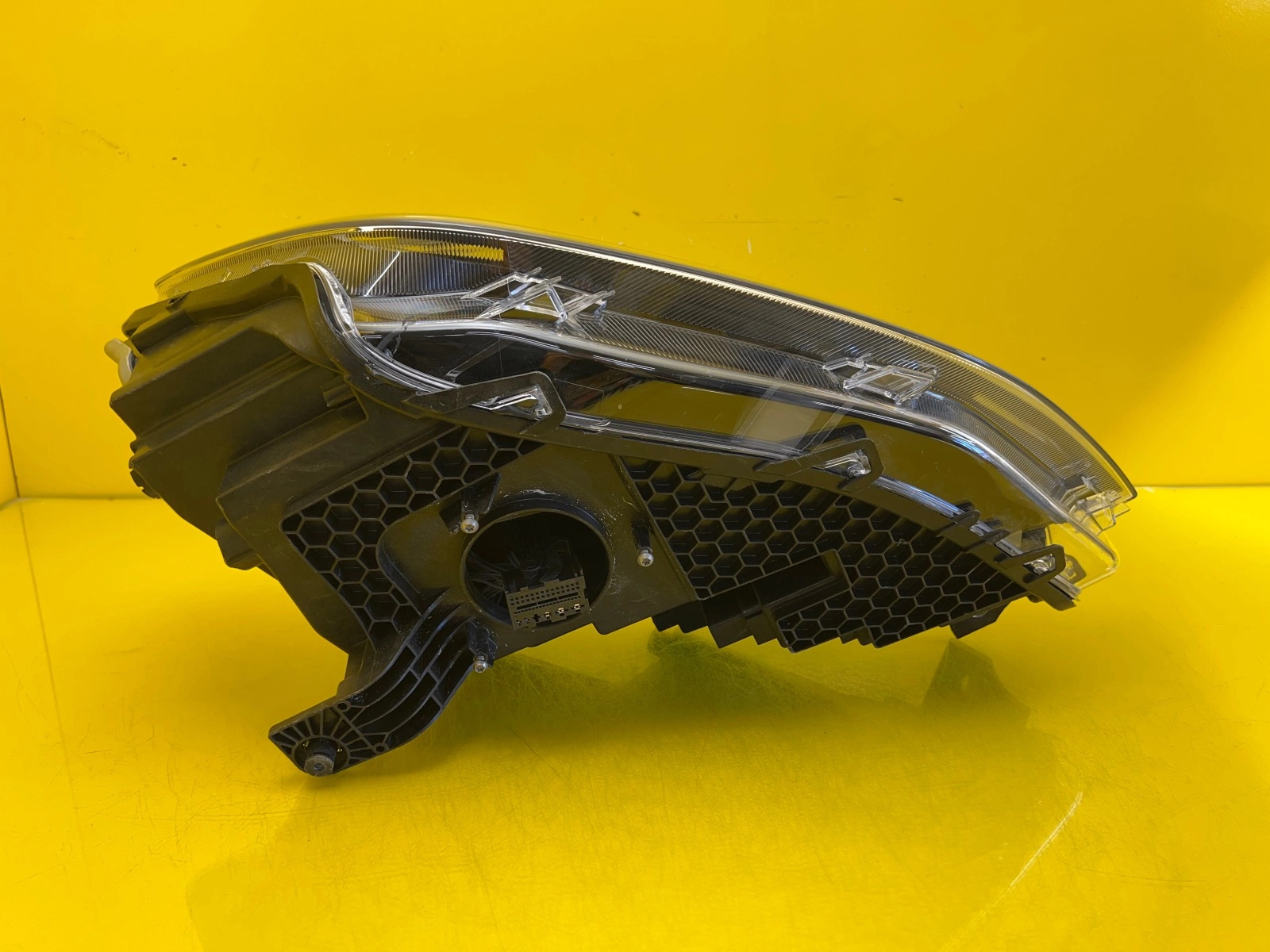 Far Dreapta VW Caddy 4 IV 2k8 Full LED - Image 5