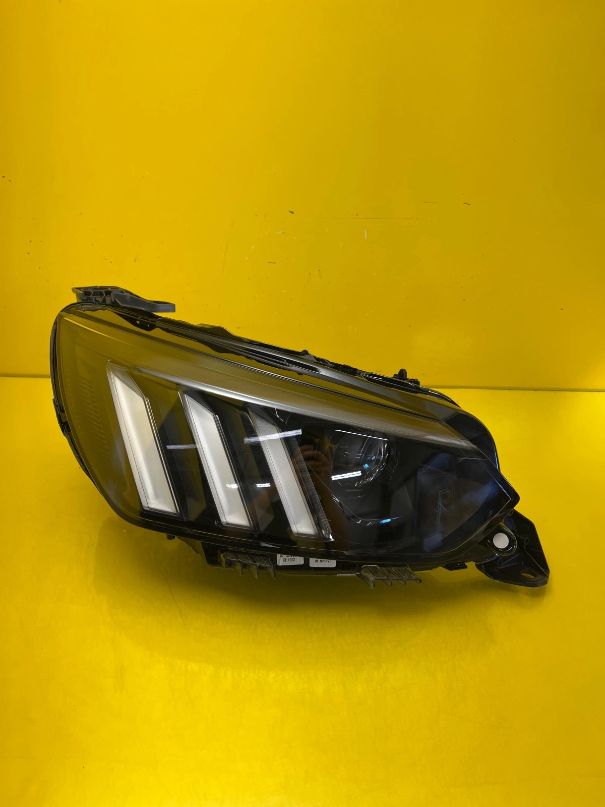 Far dreapta Full LED OEM 26617