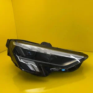 Far Dreapta Audi A3 8Y Full LED