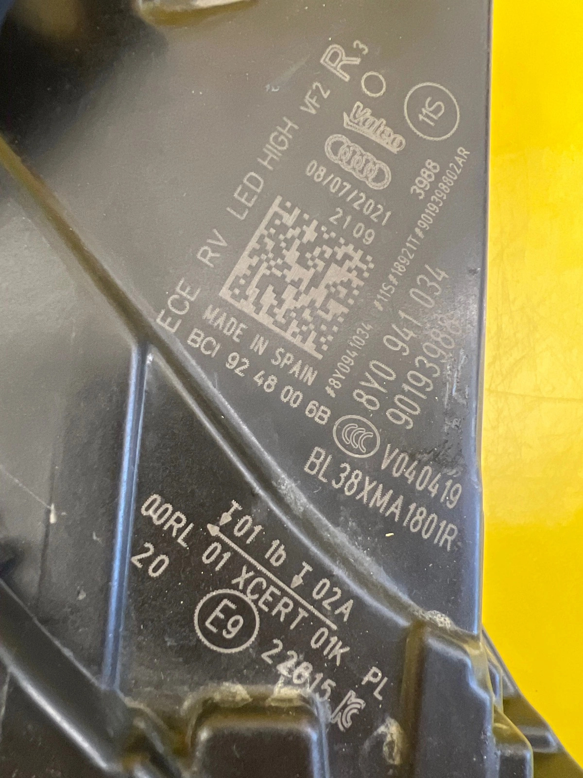 Far dreapta Full LED OEM 26639 - Image 2