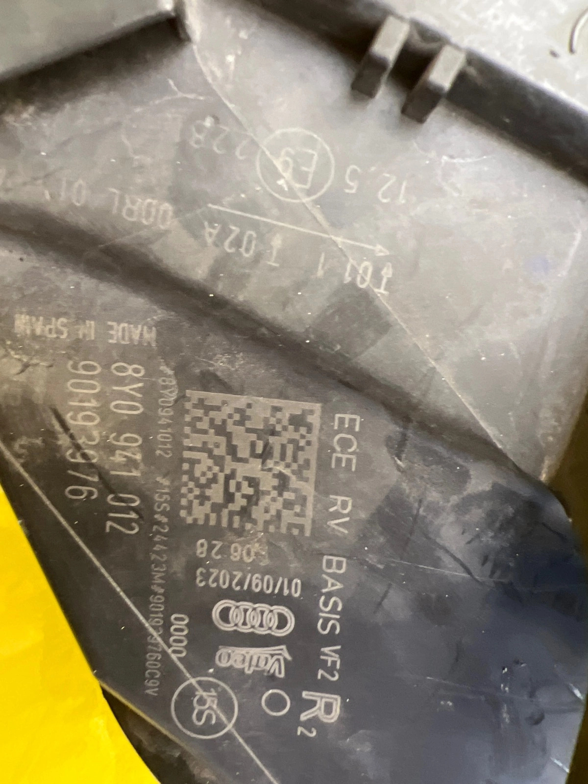 Far dreapta Full LED OEM 26671 - Image 2