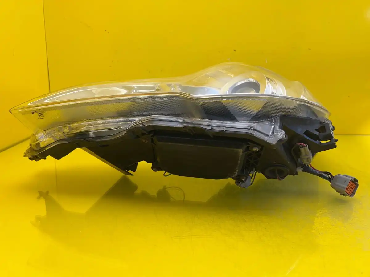 Far Subaru Legacy V Outback IV Xenon