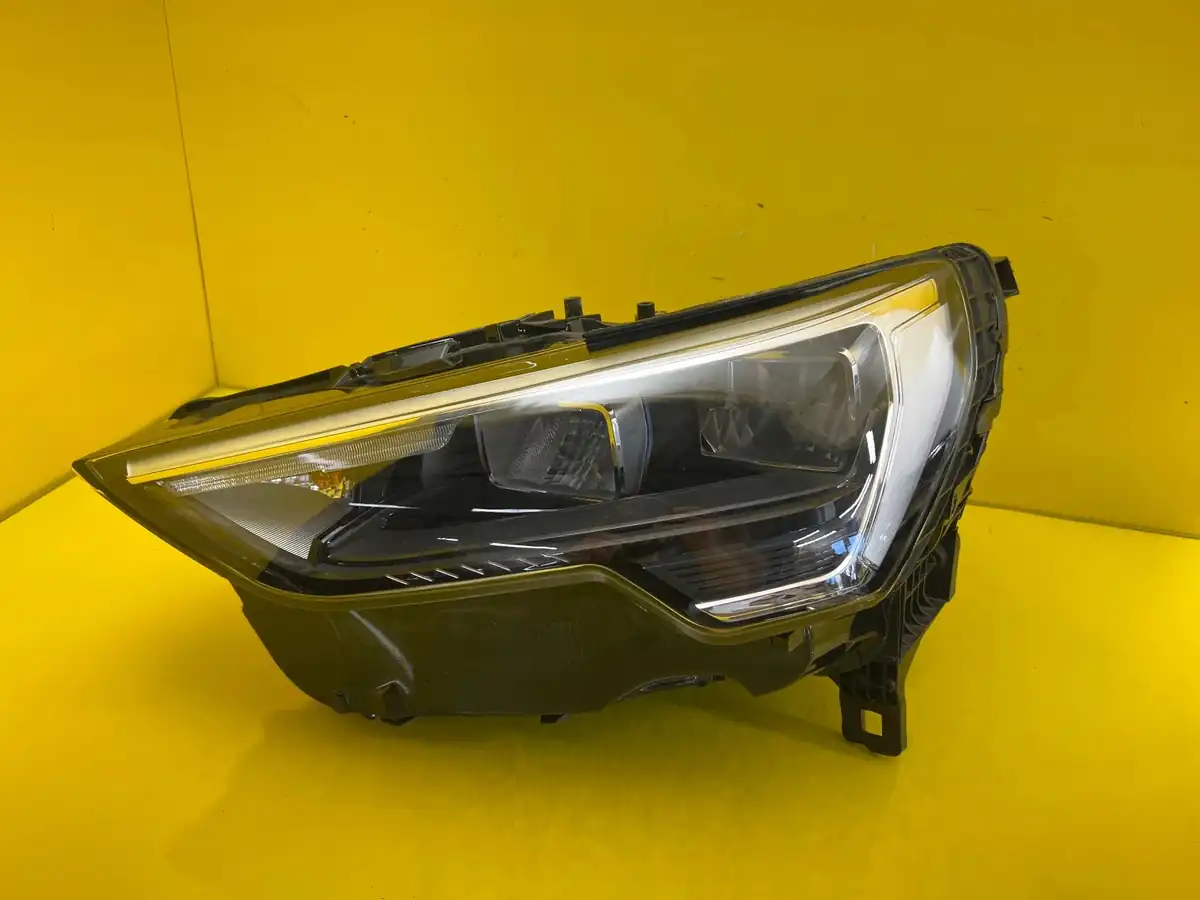 Far Audi Q3 83A Matrix Full LED