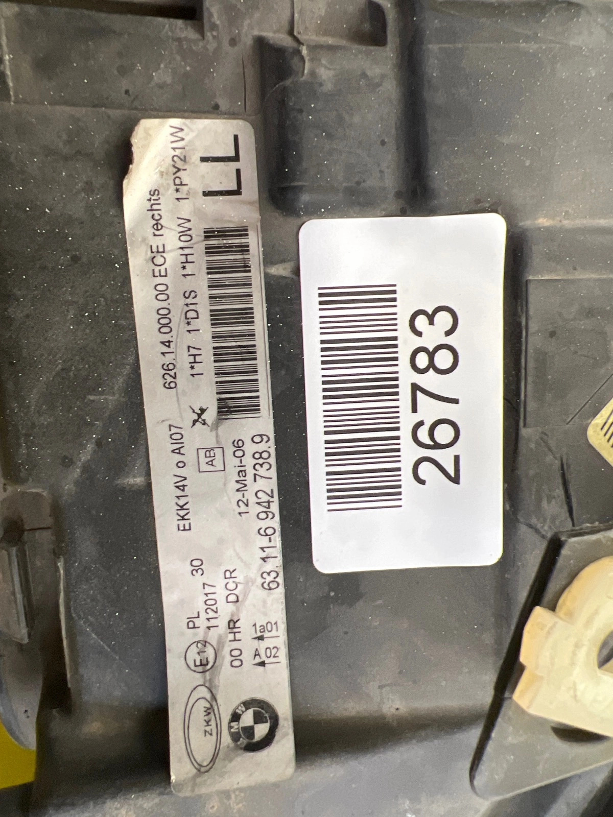 Far dreapta Xenon E90 OEM 26783 - Image 2