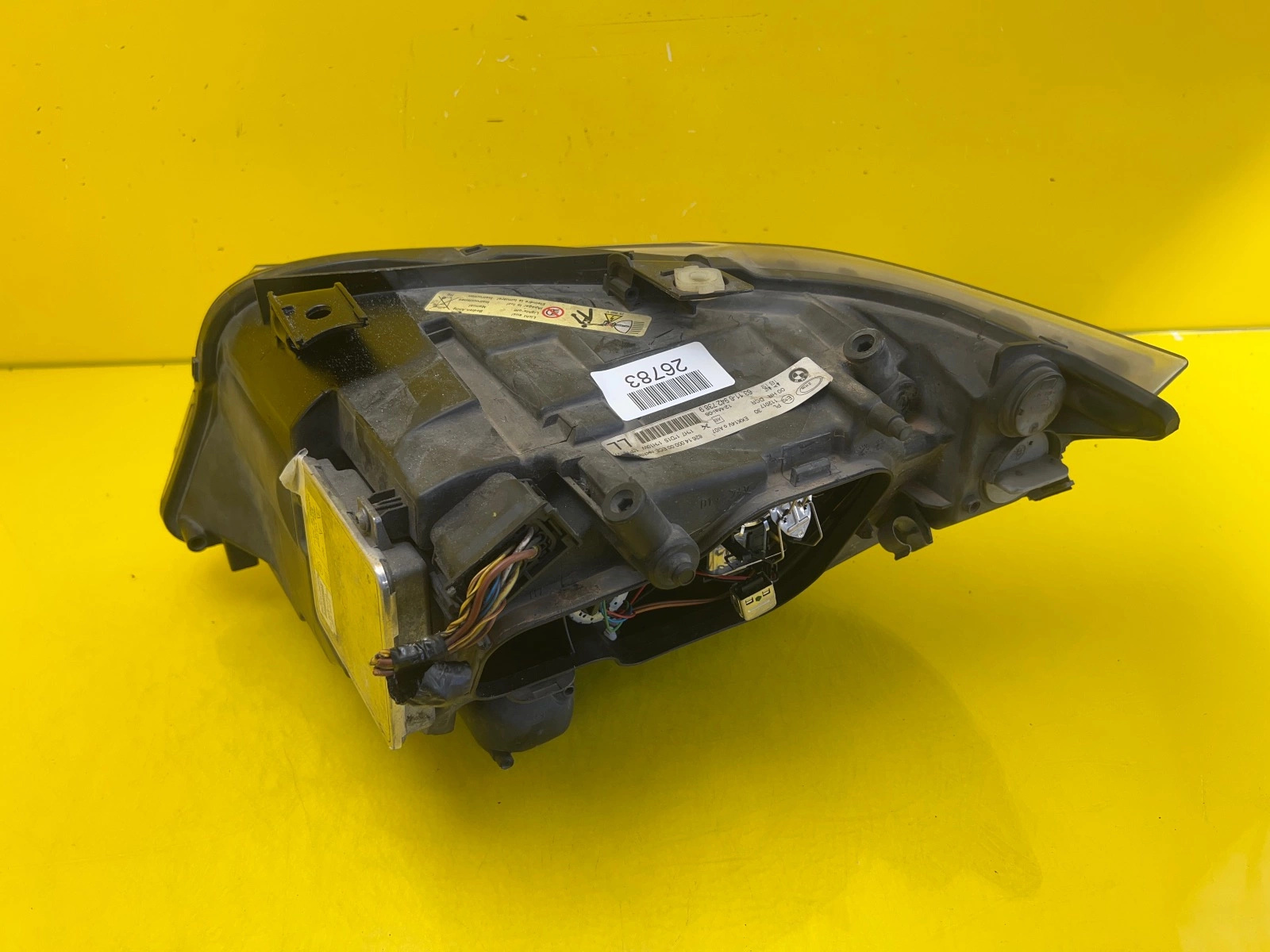 Far dreapta Xenon E90 OEM 26783 - Image 3