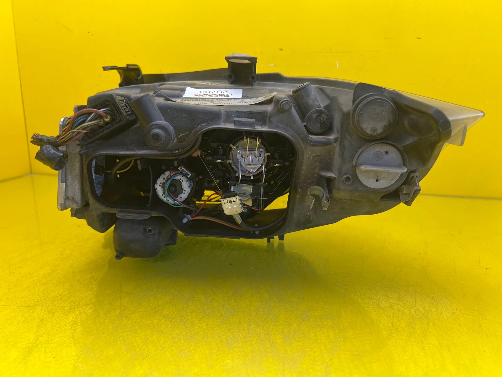 Far dreapta Xenon E90 OEM 26783 - Image 5