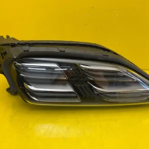 Far Dreapta Porsche Macan 95C Matrix Pdls+