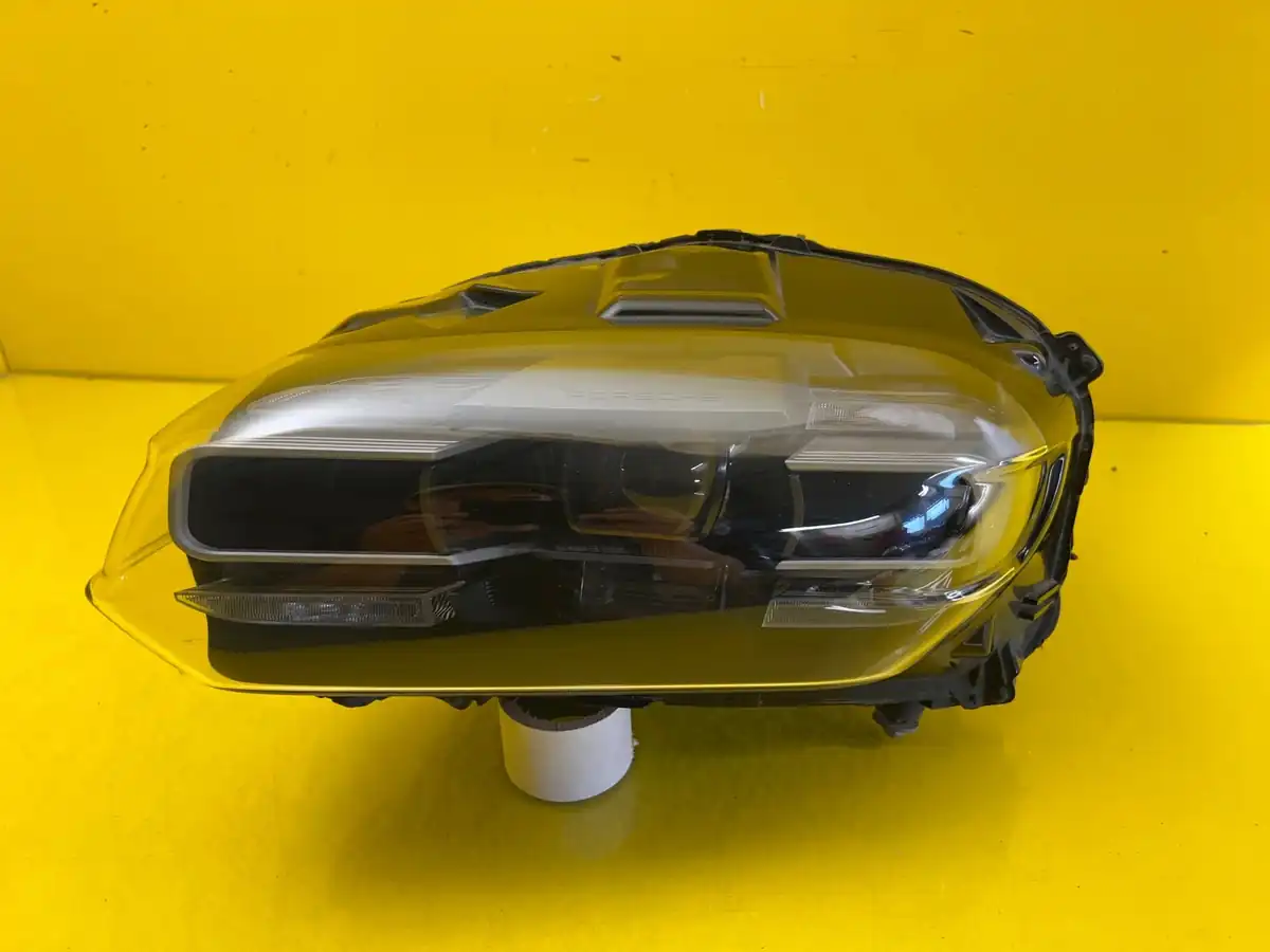 Far Porsche Taycan Matrix Full LED