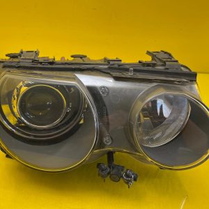 Far dreapta Xenon BMW Seria 3 E46 OEM 26816