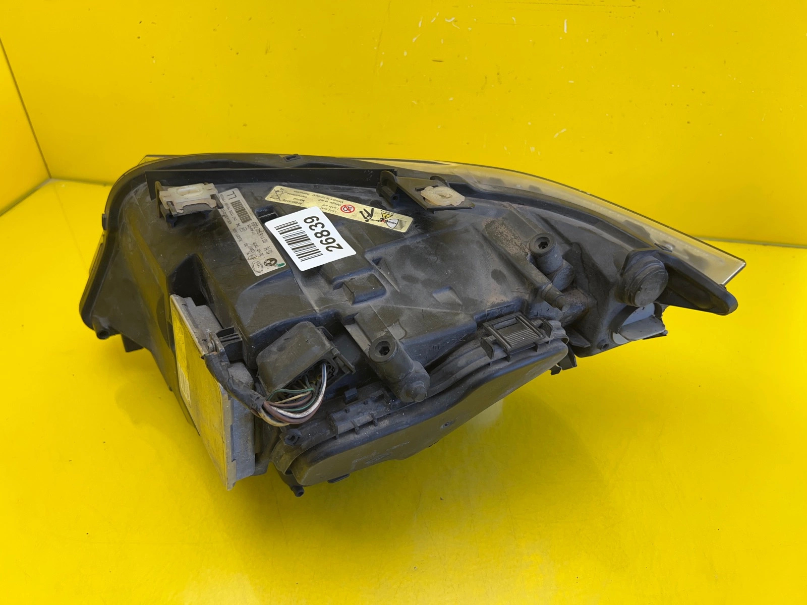 Far dreapta Bi-Xenon BMW Seria 3 E90 2004-2008 OEM 26839 - Image 3