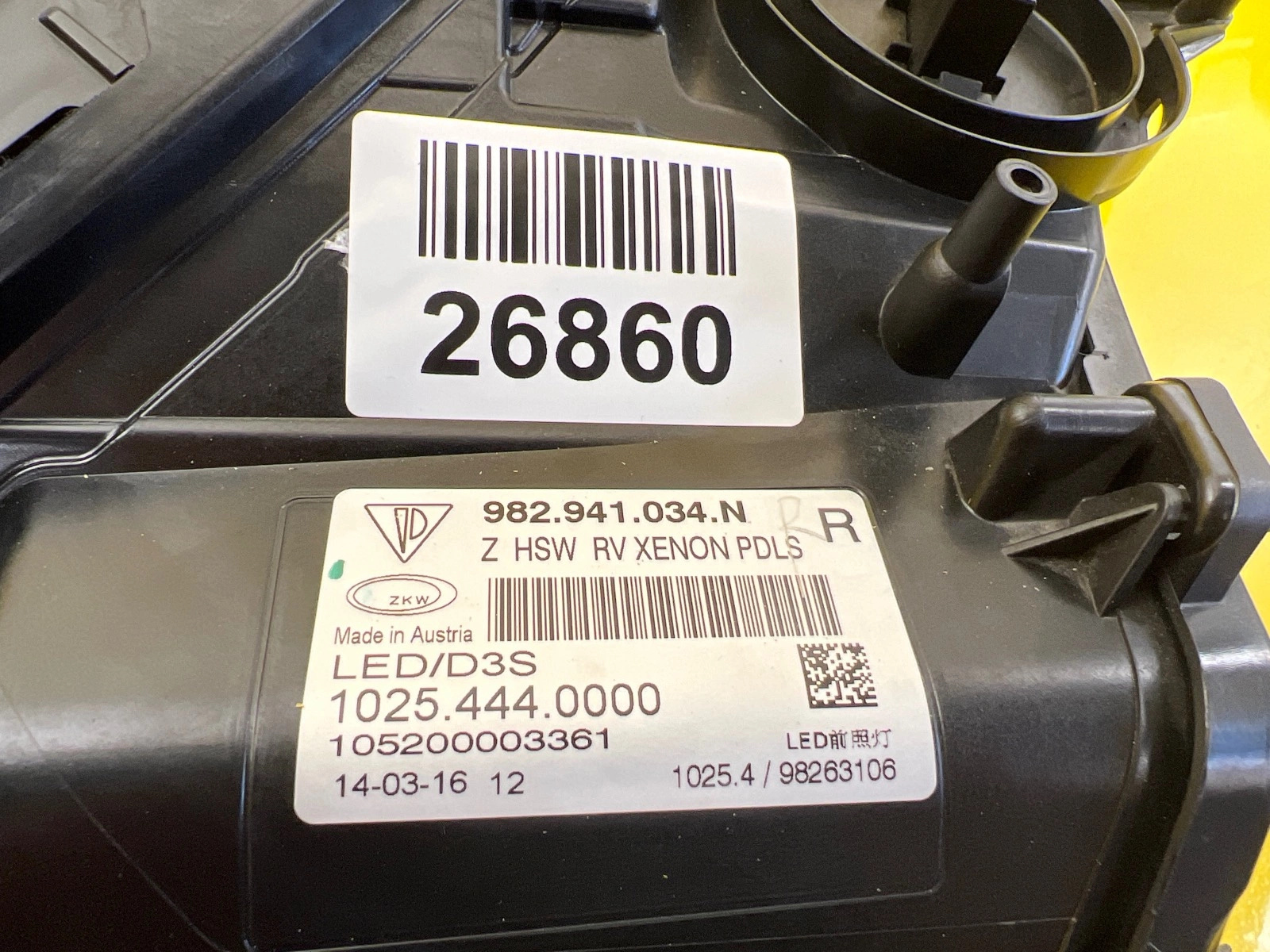 Far Dreapta Porsche Boxter Cayman 982 Xenon - Image 2