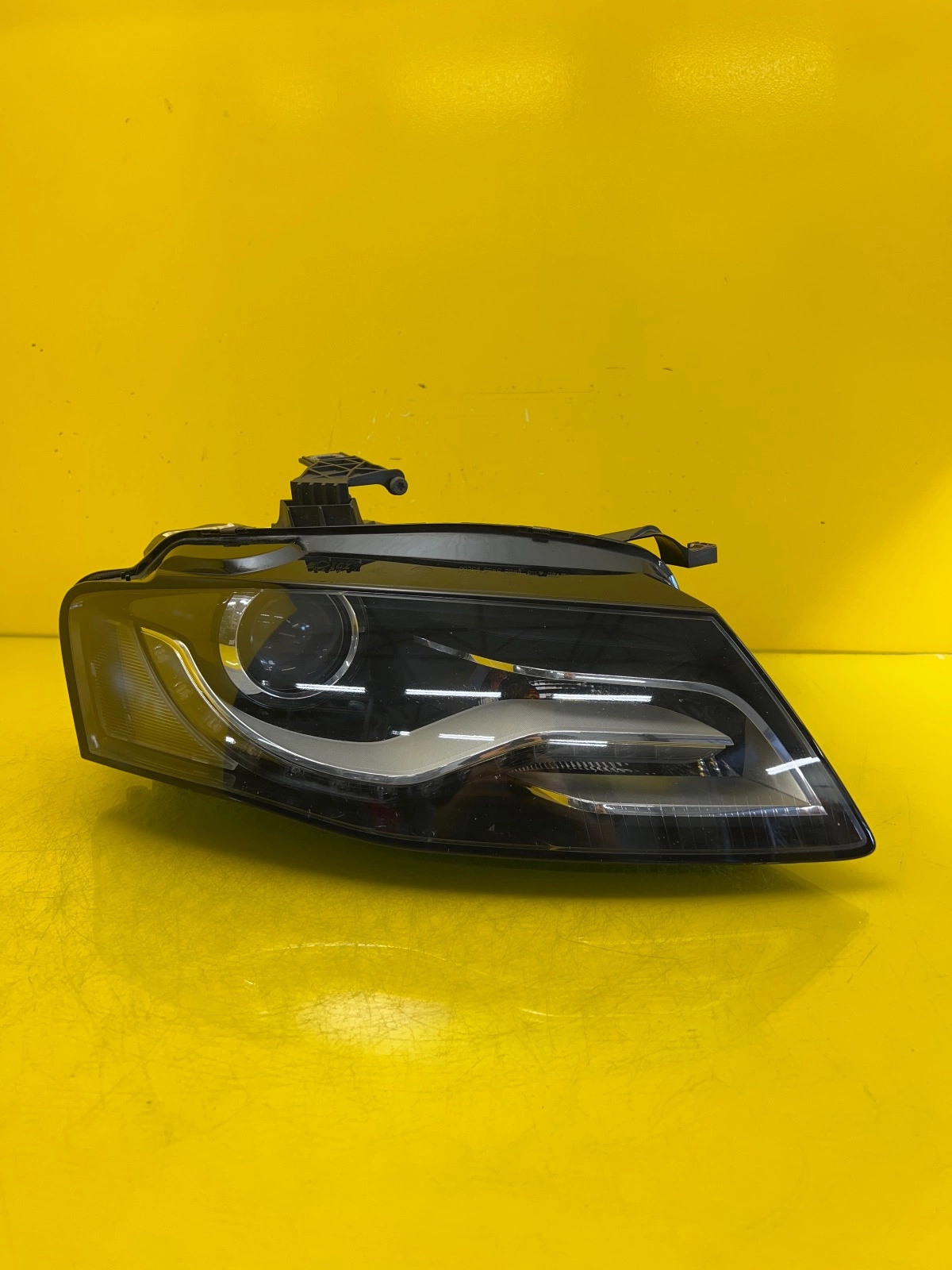 Far dreapta Xenon Direcțional OEM 26927