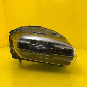 Far Dreapta Porsche Taycan Matrix Full LED