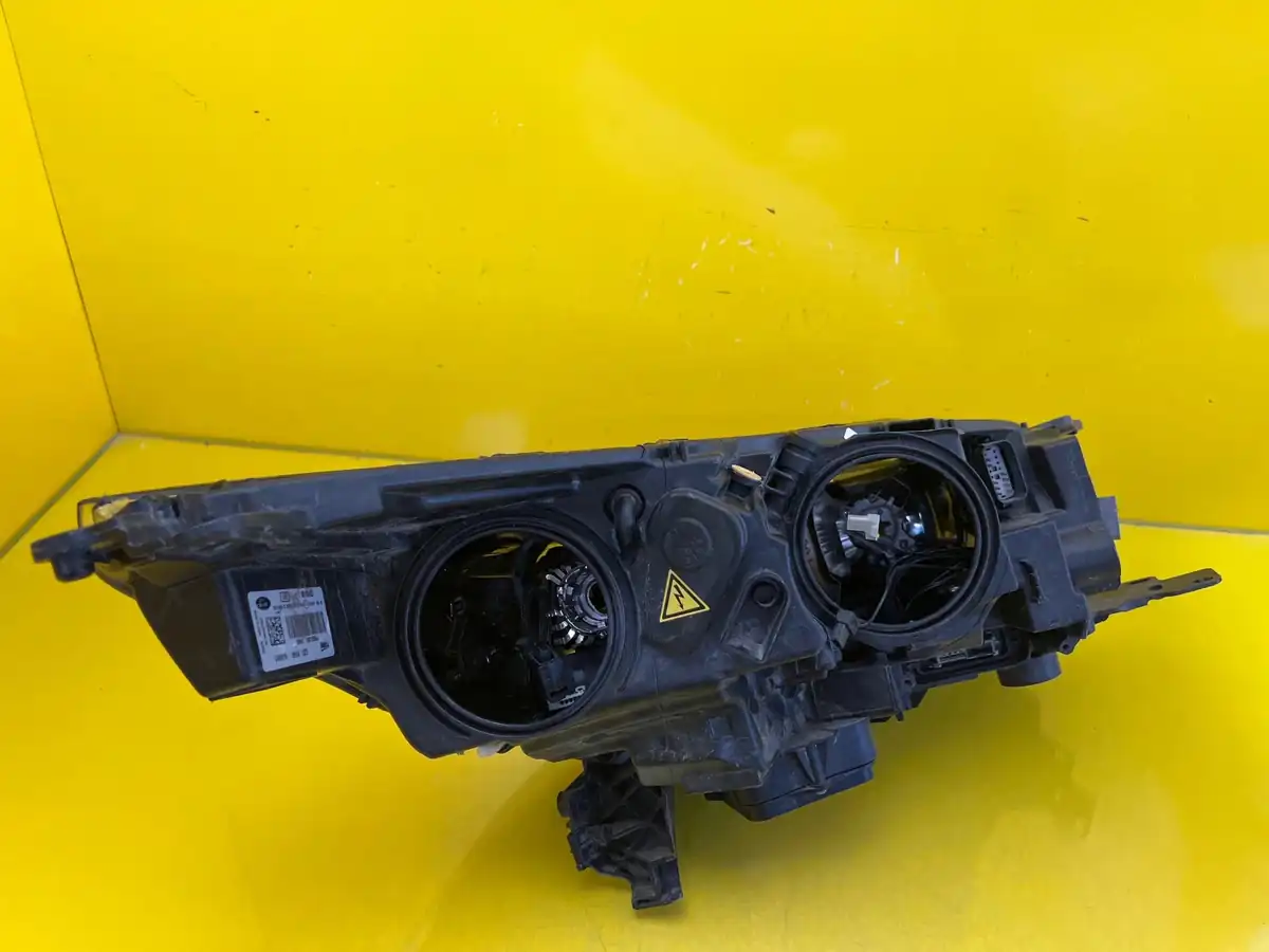 Far Ford Kuga MK2 Lift GV41–Aj LED