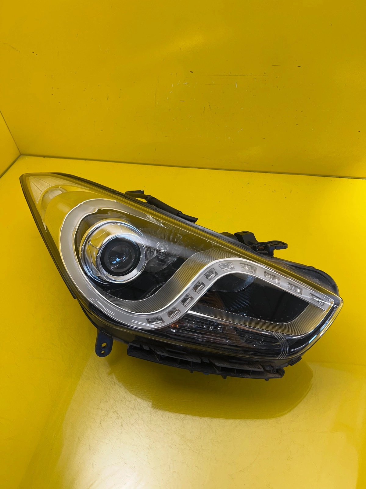 Far Dreapta Hyundai I40 LED