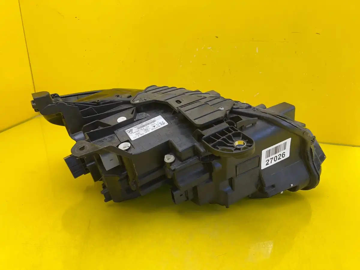 Far Peugeot 308 III T10 Full LED