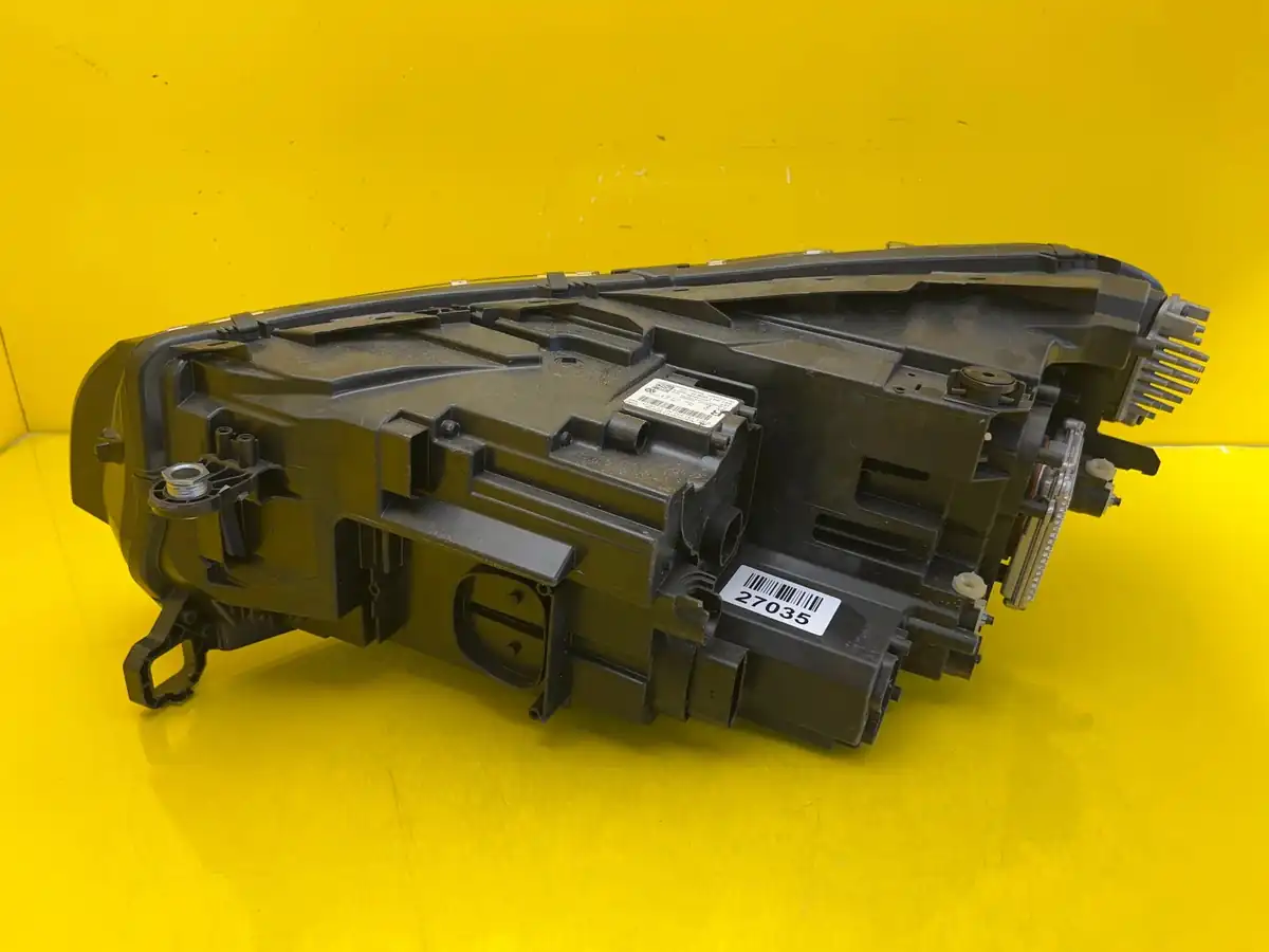 Far Dreapta VW Tiguan III 3 571 Full LED