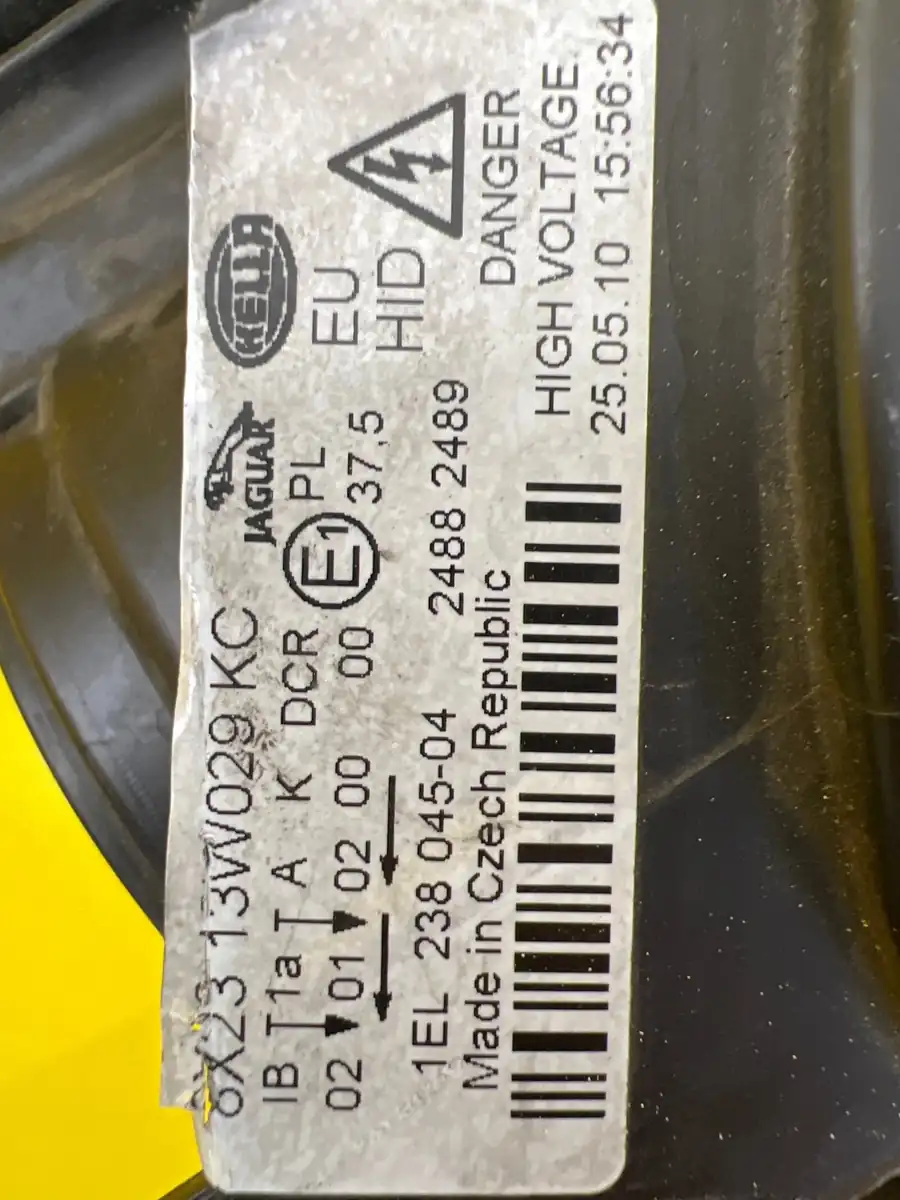 Far Dreapta Jaguar Xf X250 07 Halogen