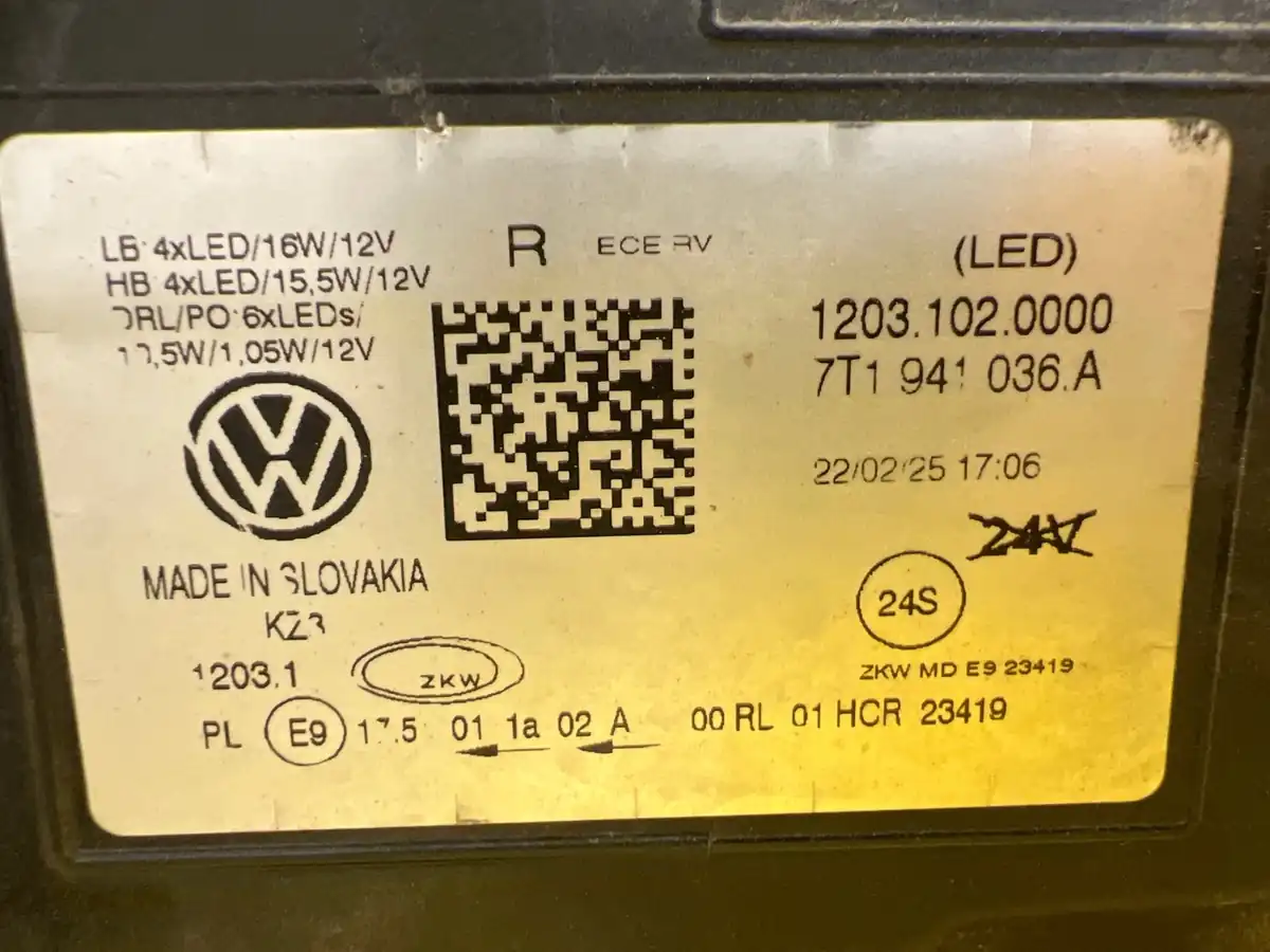 Far Dreapta VW T7 Transporter Full LED
