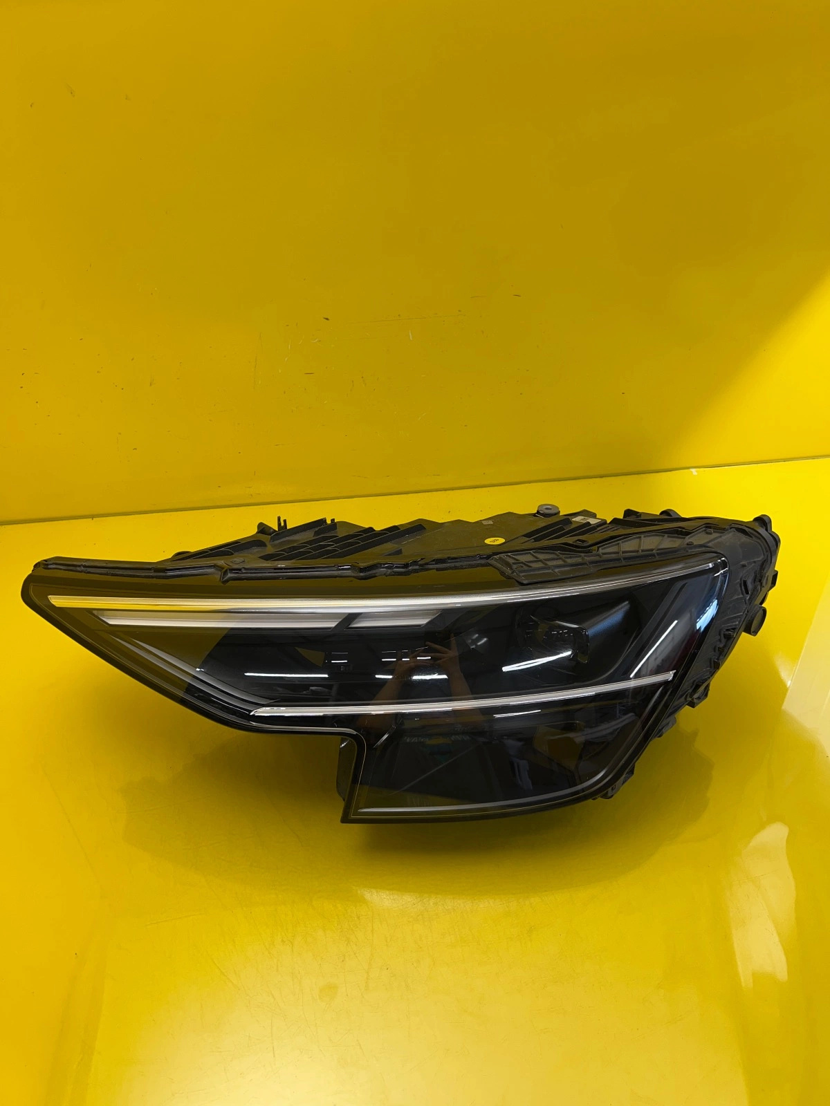 Far stânga Full LED Facelift OEM 27393
