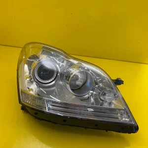 Far Dreapta Mercedes Ml W164 Xenon