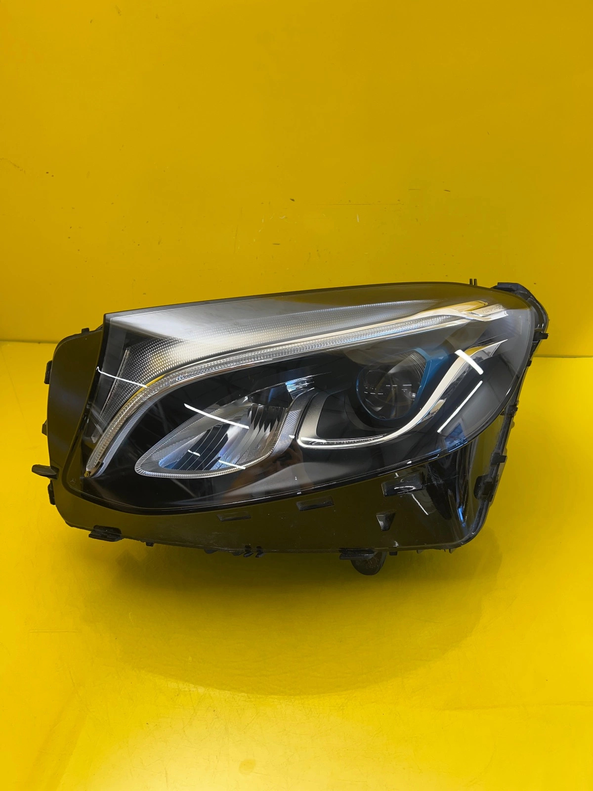 Far stânga Full LED OEM 27518