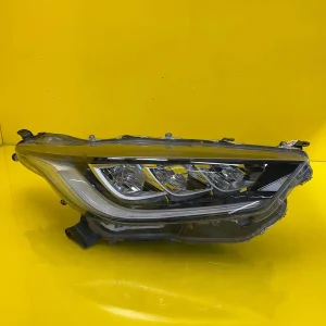 Far Dreapta Toyota Yaris IV Full LED