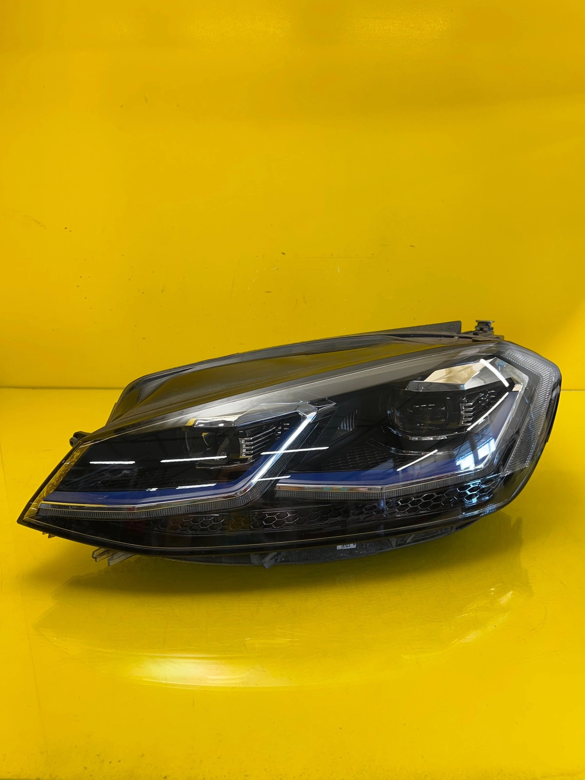 Far stânga Full LED Facelift OEM 27648