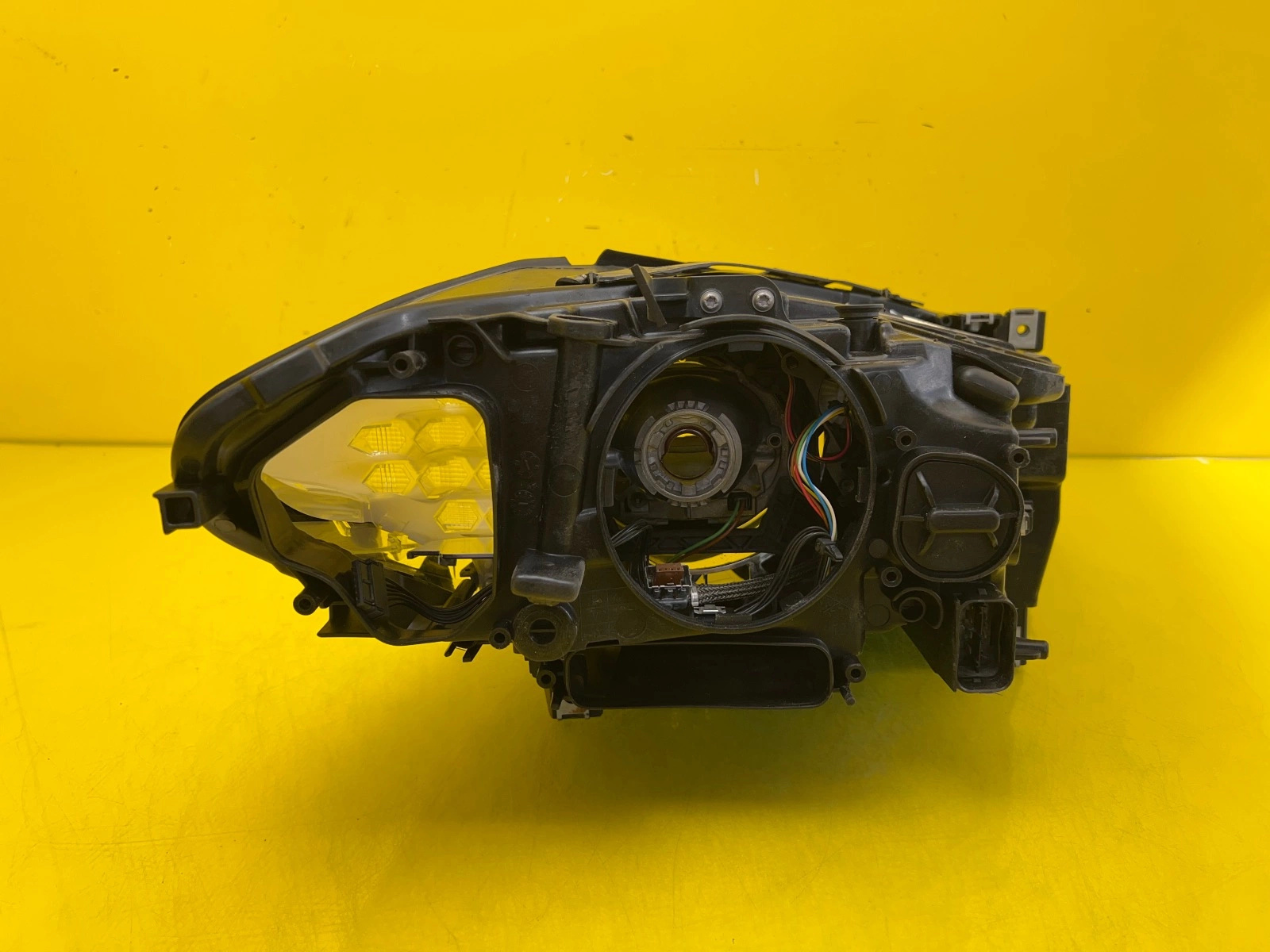Far stânga Xenon BMW Seria 5 F10 OEM 7203245-15 - Image 3