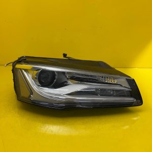 Far dreapta Xenon  Facelift OEM 27733