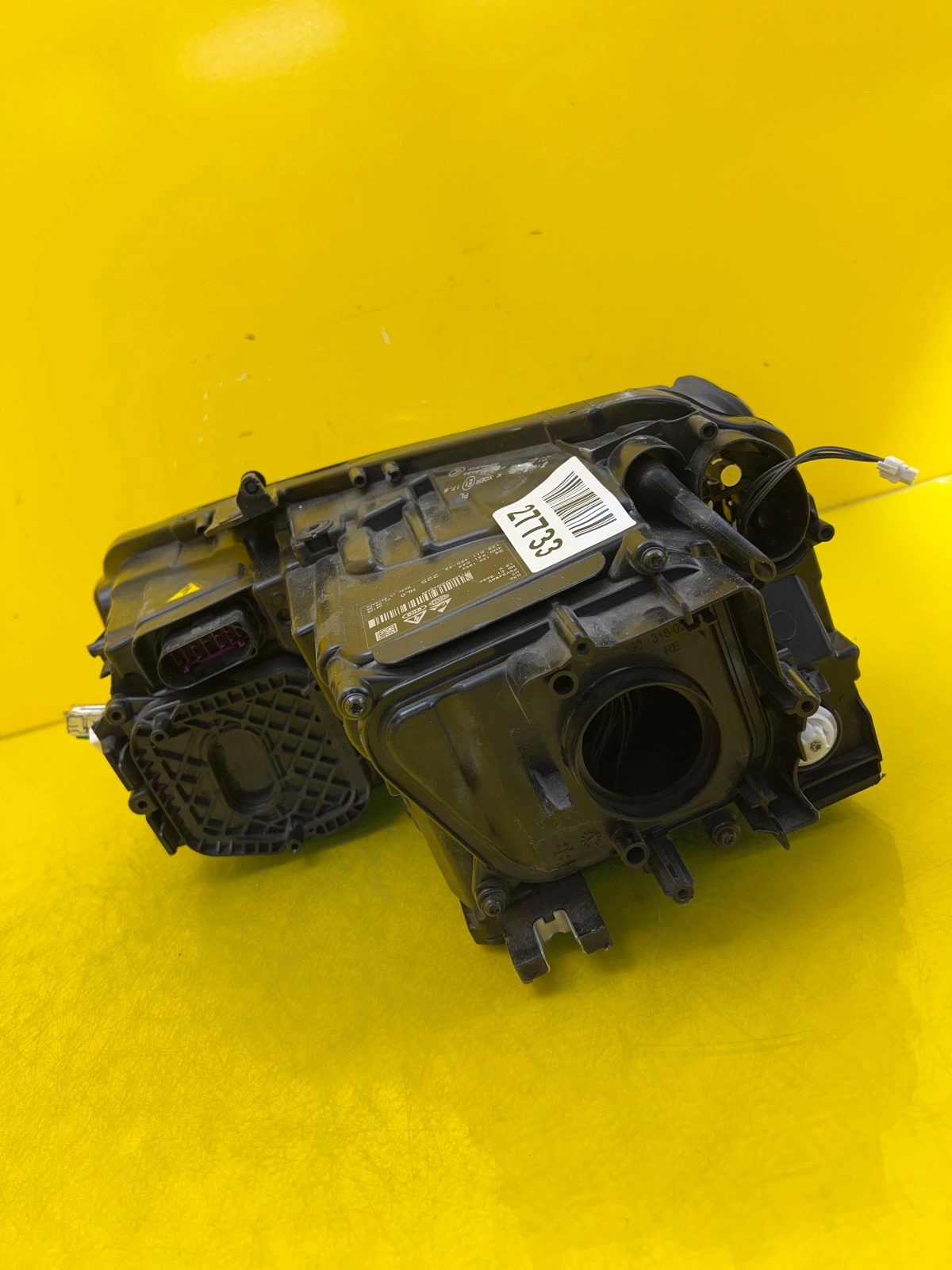 Far dreapta Xenon Facelift OEM 27733 - Image 4